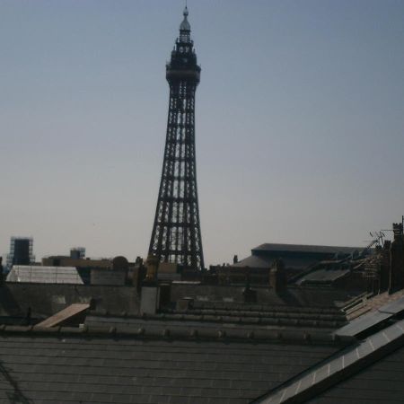 Guesthouse The Royale Hotel Blackpool Esterno foto