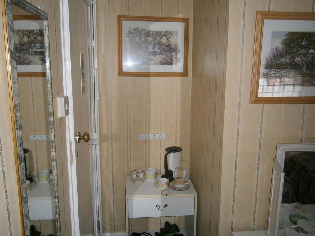 Guesthouse The Royale Hotel Blackpool Esterno foto